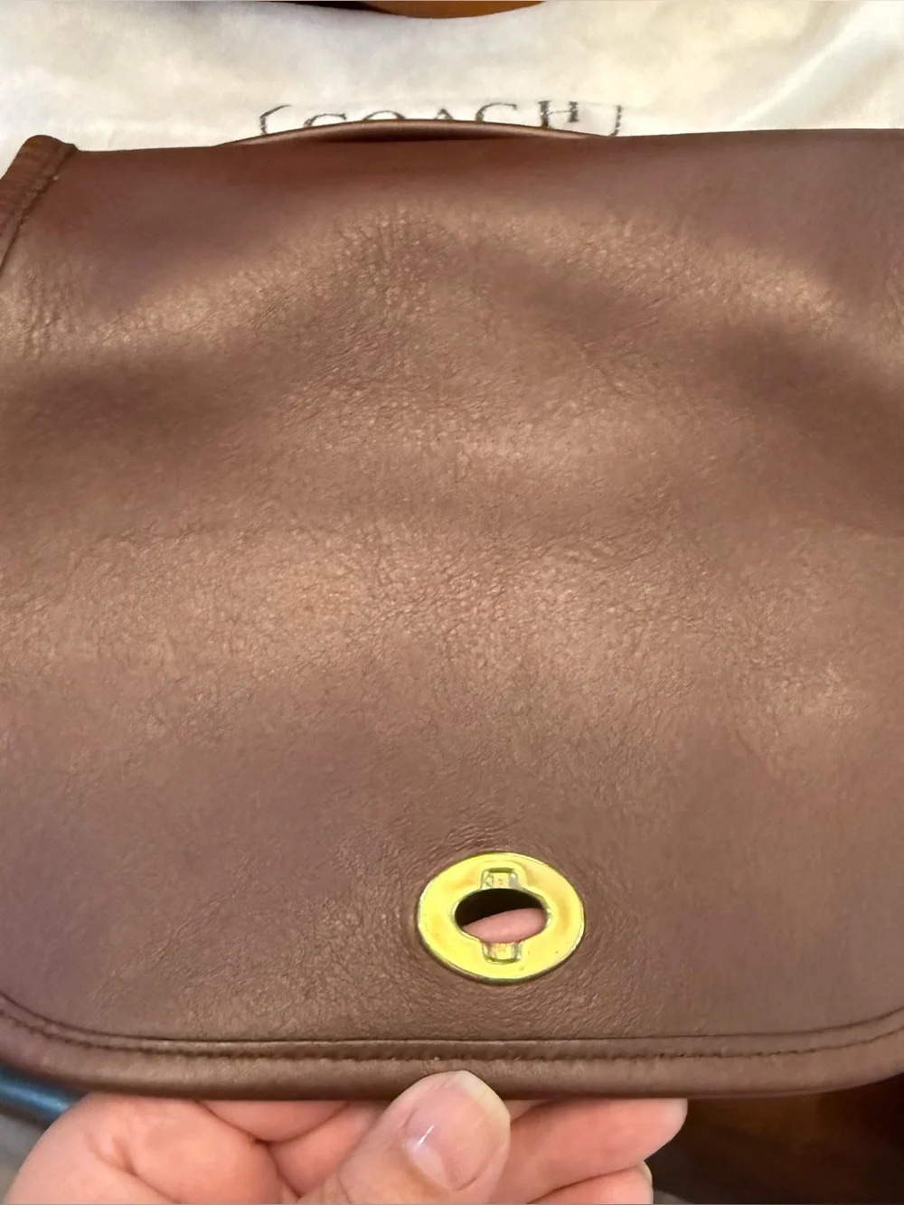 Vintage Coach Mahogany Brown 9965
Legacy Small Flap Crossbody Bag Brass hardware - Picture 6 of 16